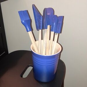 Le Creuset Cobalt Blue Kitchen Utensil Crock